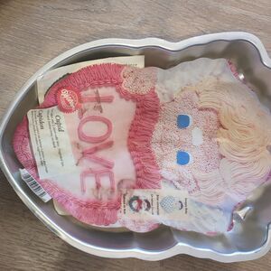 Wilton Cupid Cake Pan- Baby Shower Valentine's - Anniversary - Insert Directions